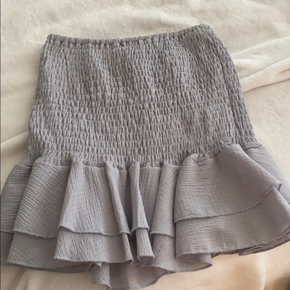 She and Sky ruffle skirt